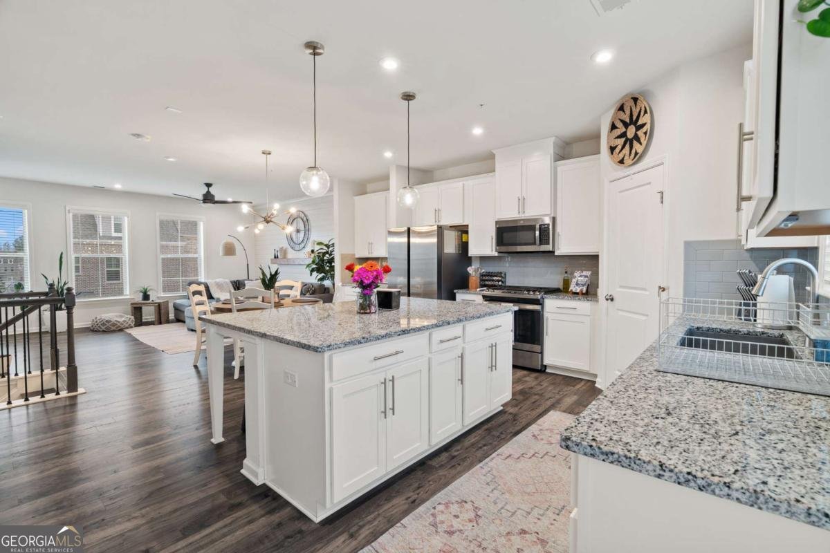 6500 Brooklake Court Mableton - Photo 13