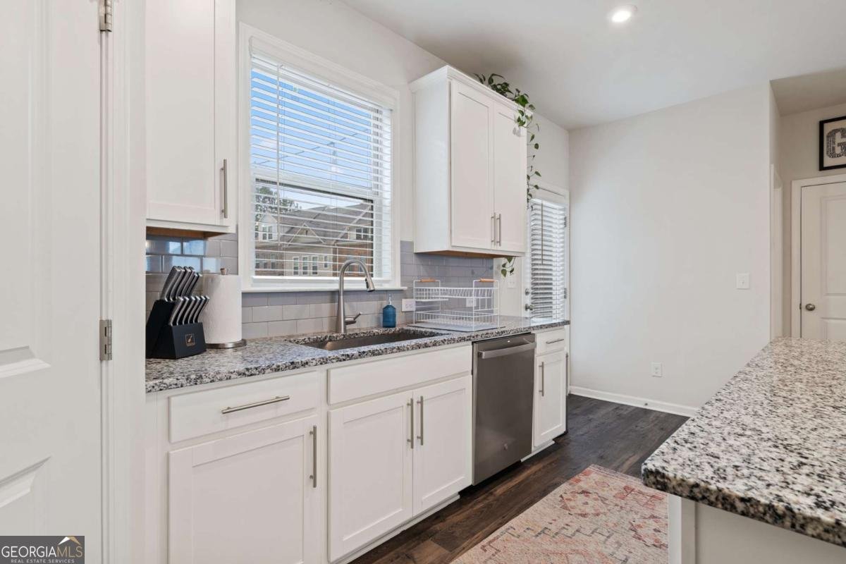 6500 Brooklake Court Mableton - Photo 18