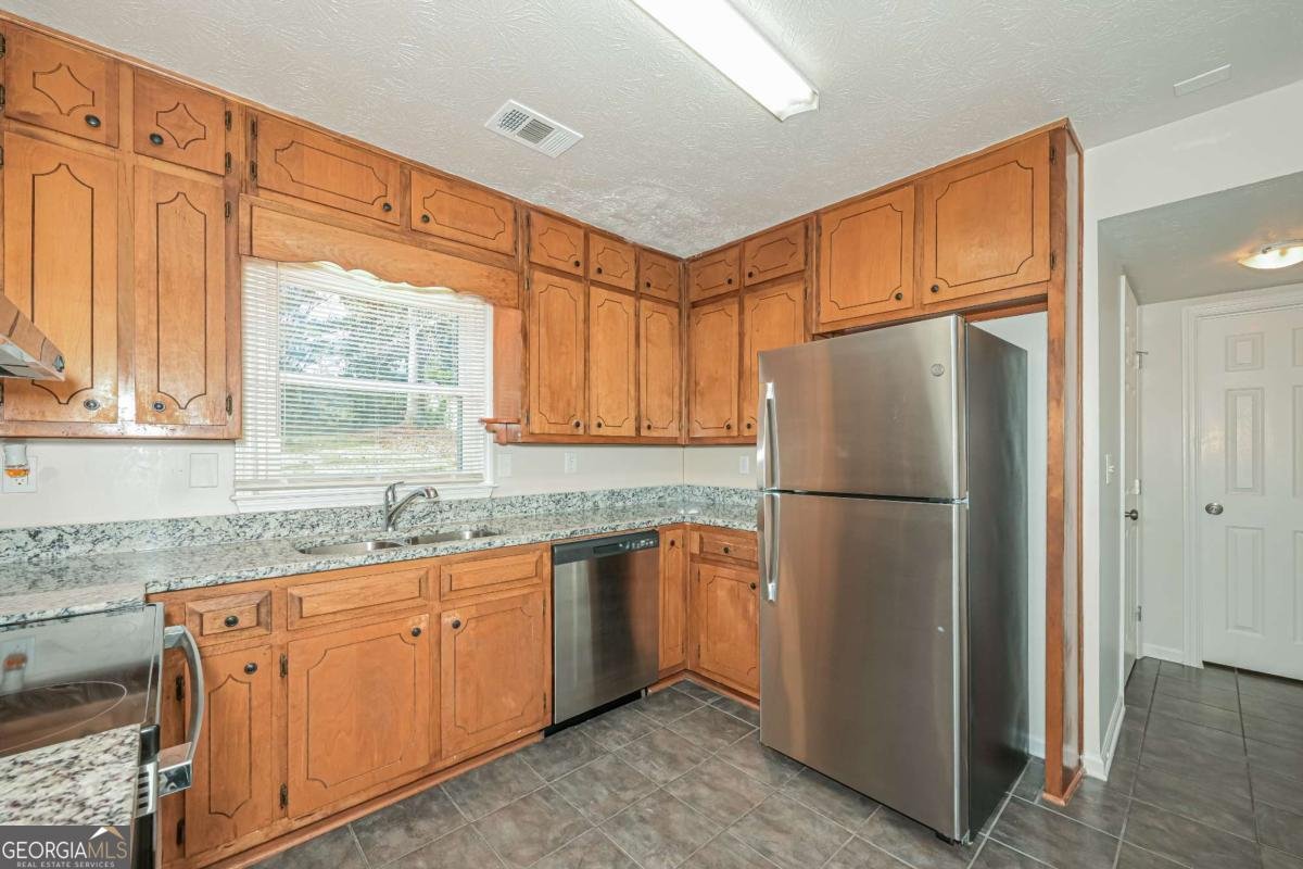 369 Hillridge Drive Lawrenceville - Photo 6