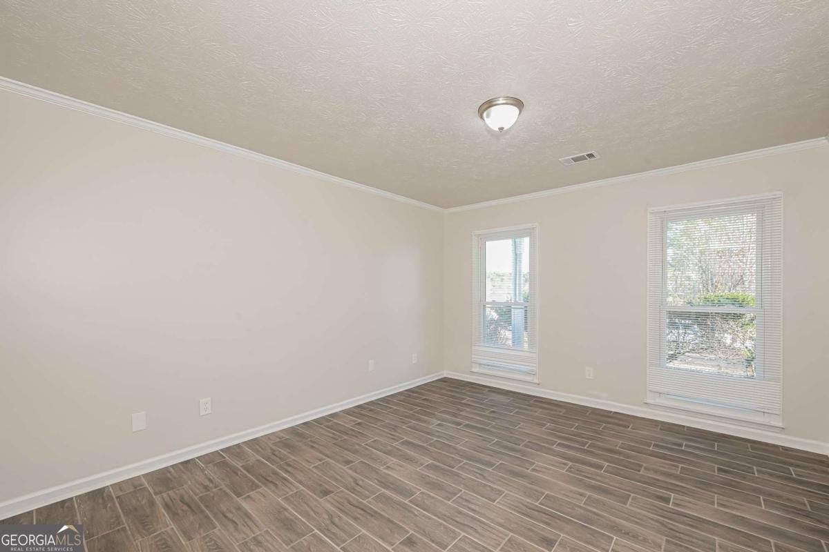 369 Hillridge Drive Lawrenceville - Photo 9
