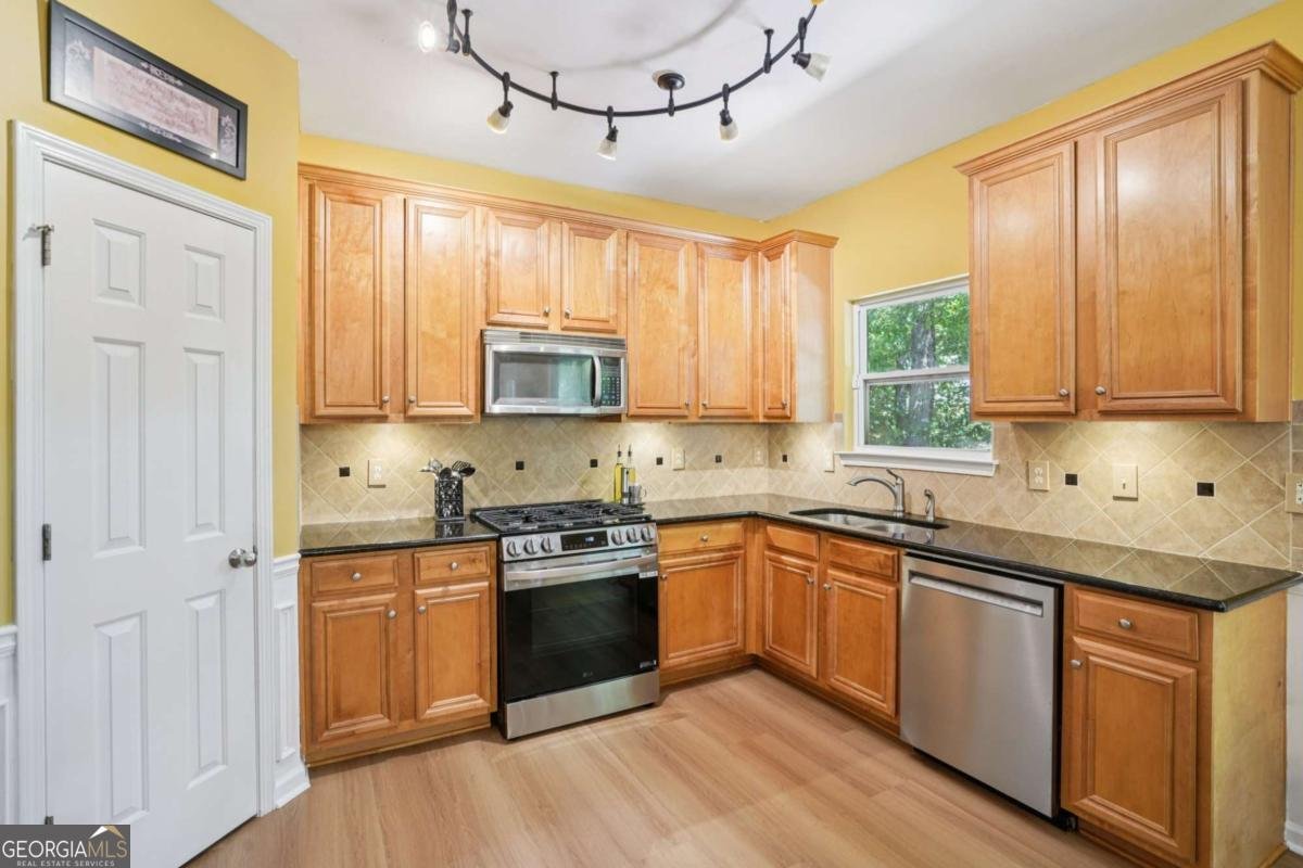 715 Moonlight Way Suwanee - Photo 13