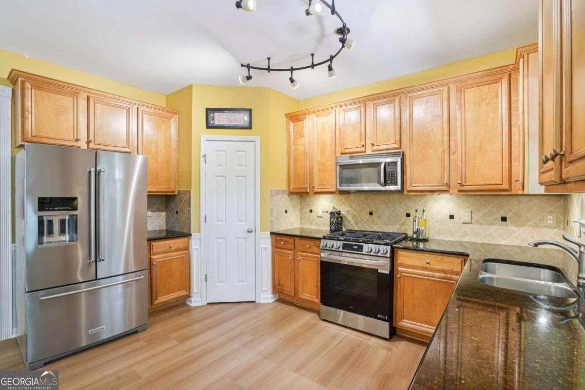 715 Moonlight Way Suwanee - Photo 14