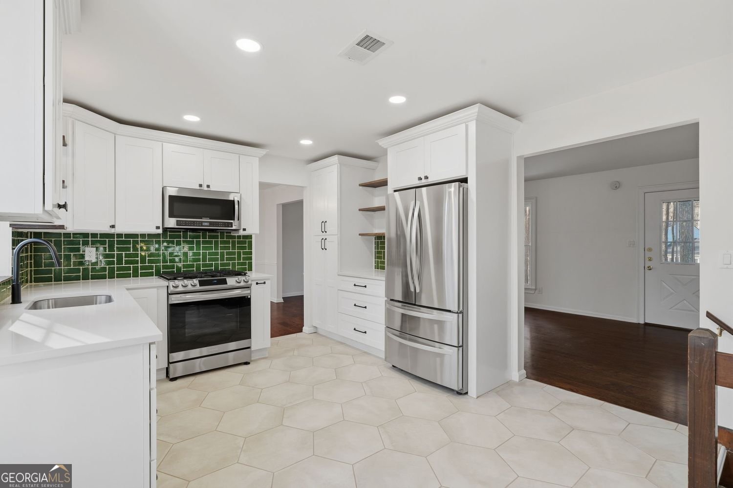 4295 Shawn Court Peachtree Corners - Photo 17