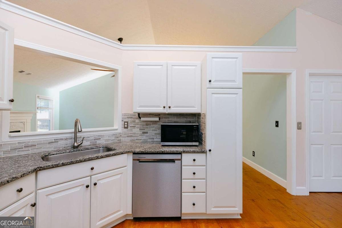 5790 Newberry Point Drive Flowery Branch - Photo 21