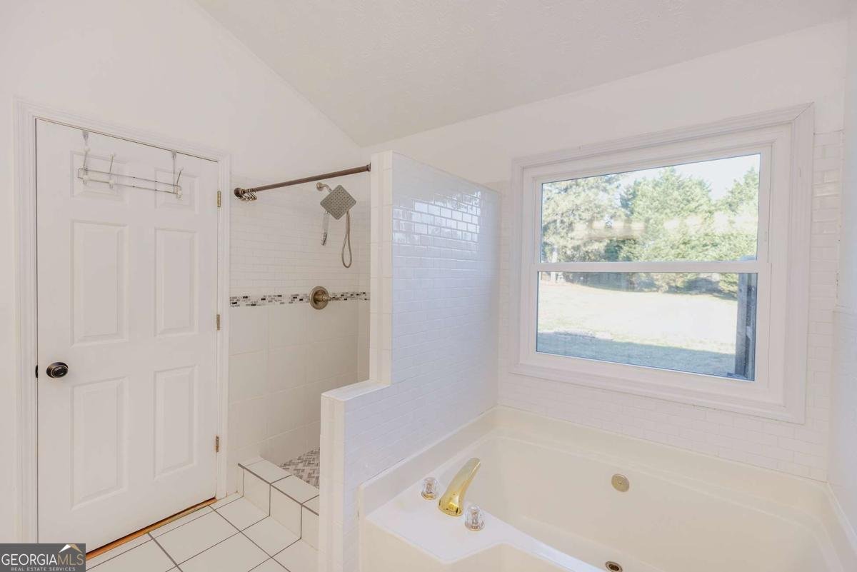 5790 Newberry Point Drive Flowery Branch - Photo 30