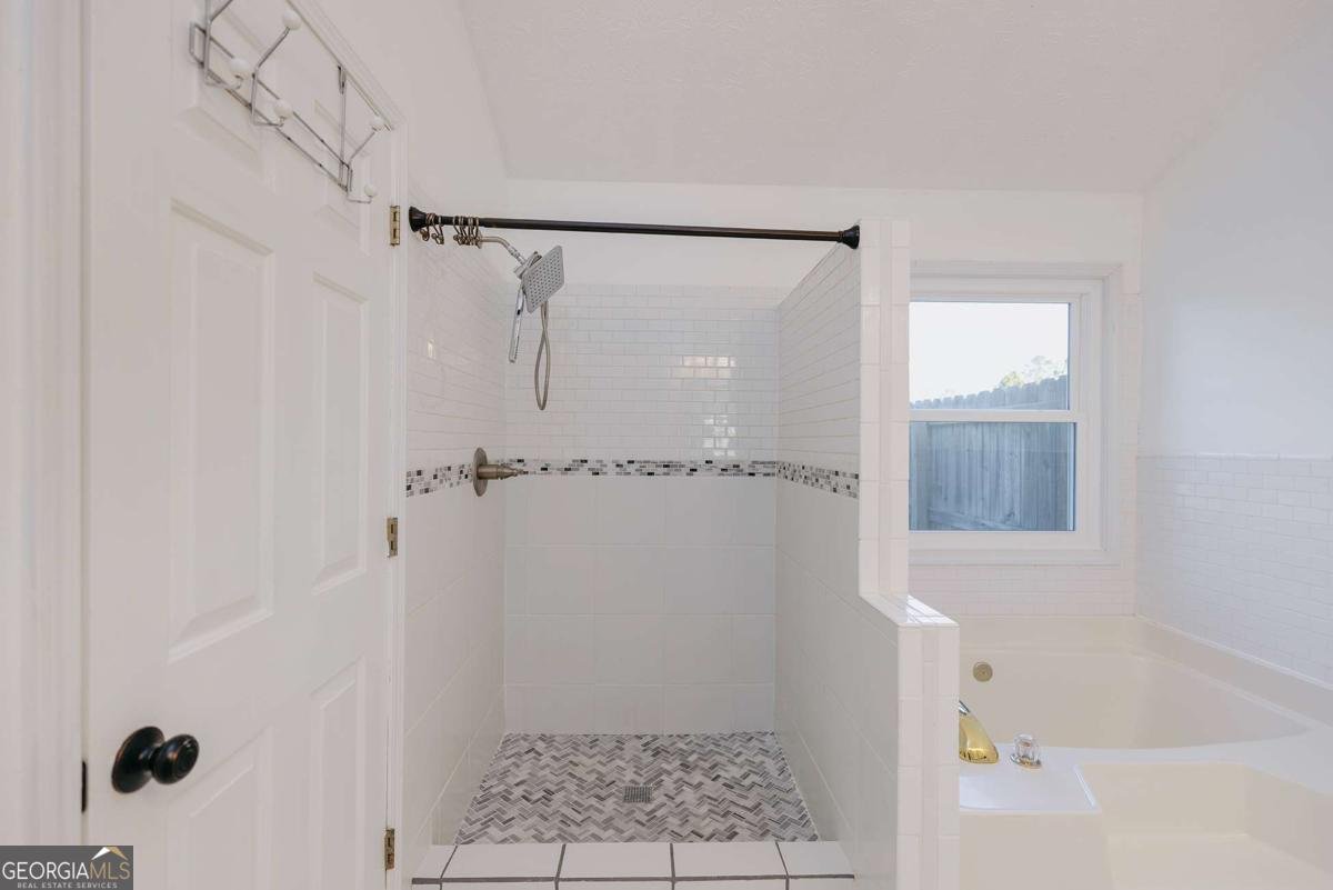 5790 Newberry Point Drive Flowery Branch - Photo 33