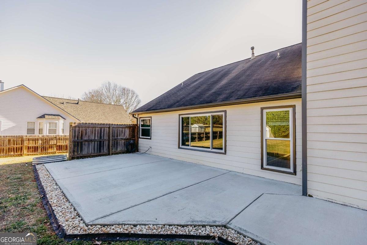 5790 Newberry Point Drive Flowery Branch - Photo 47