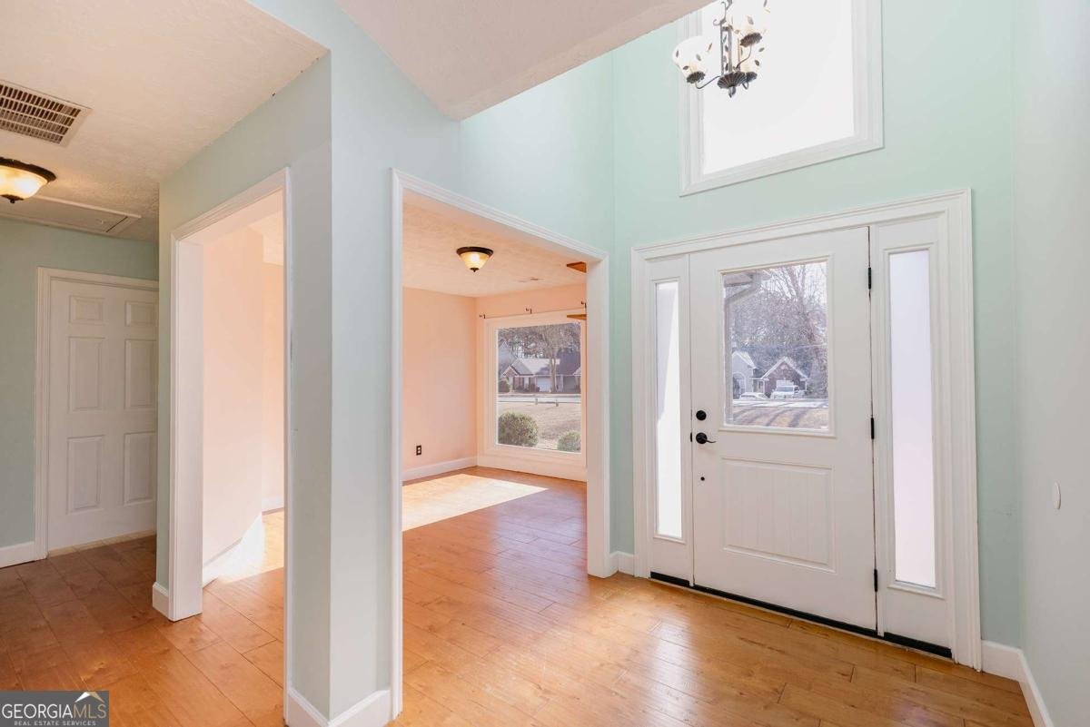 5790 Newberry Point Drive Flowery Branch - Photo 6