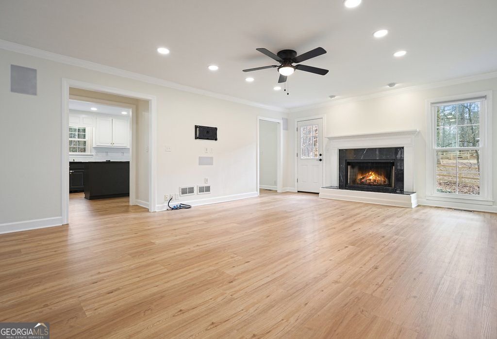 6070 Lively Court Cumming - Photo 14