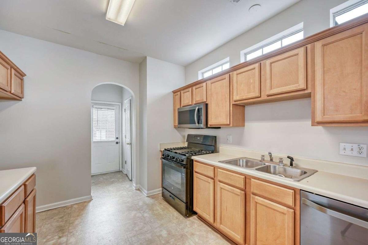 607 Brookwater Drive Stockbridge - Photo 9