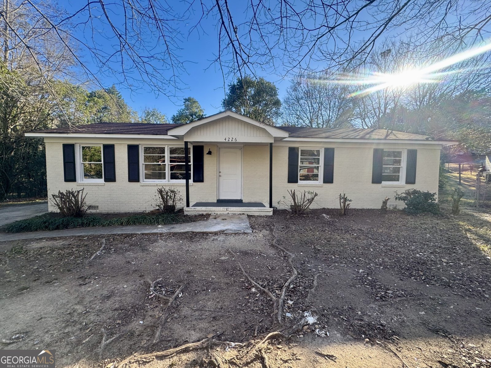 4226 Robinson Circle Macon - Photo 1