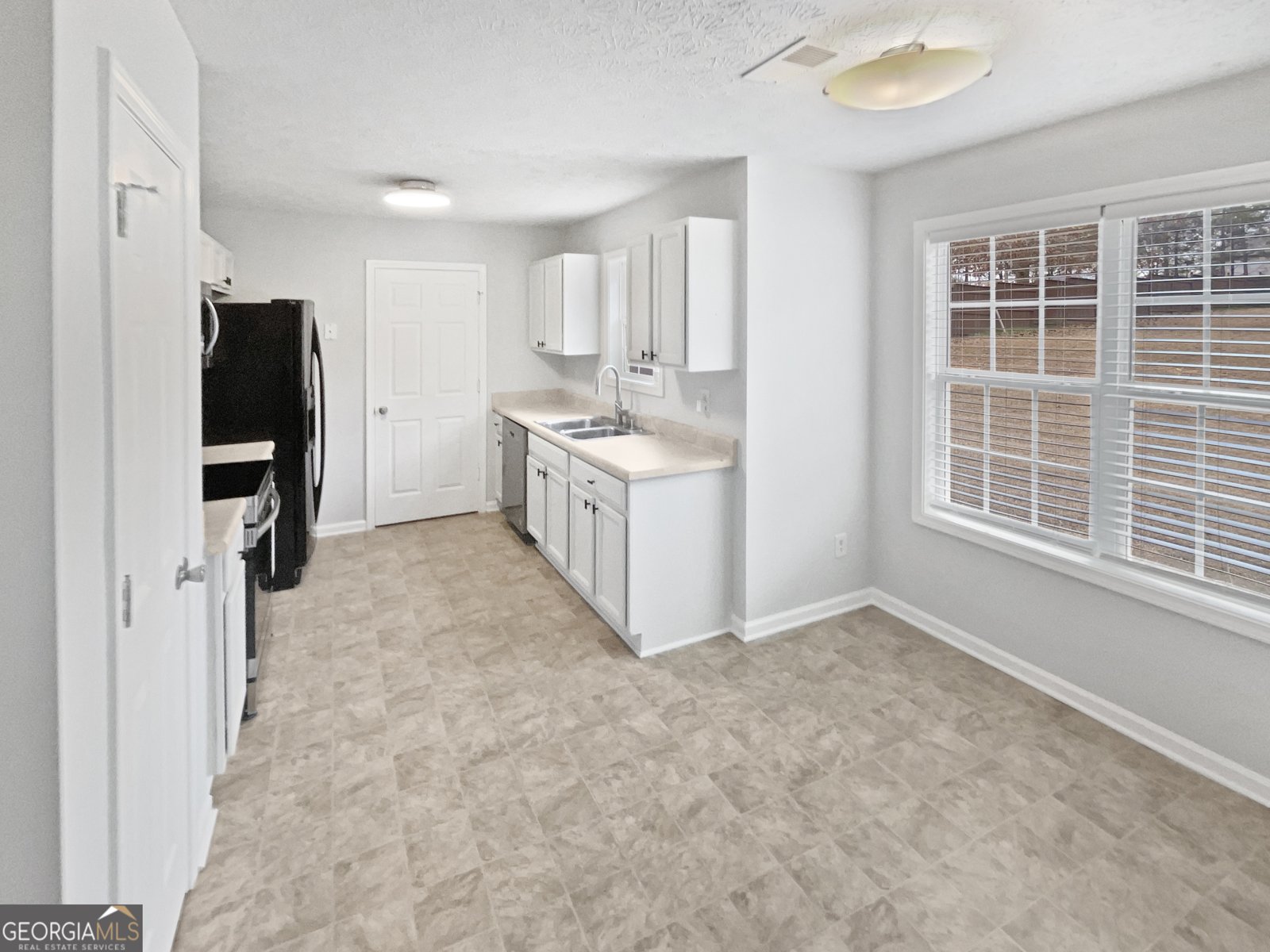 297 Lambert Overlook Circle Carrollton - Photo 9