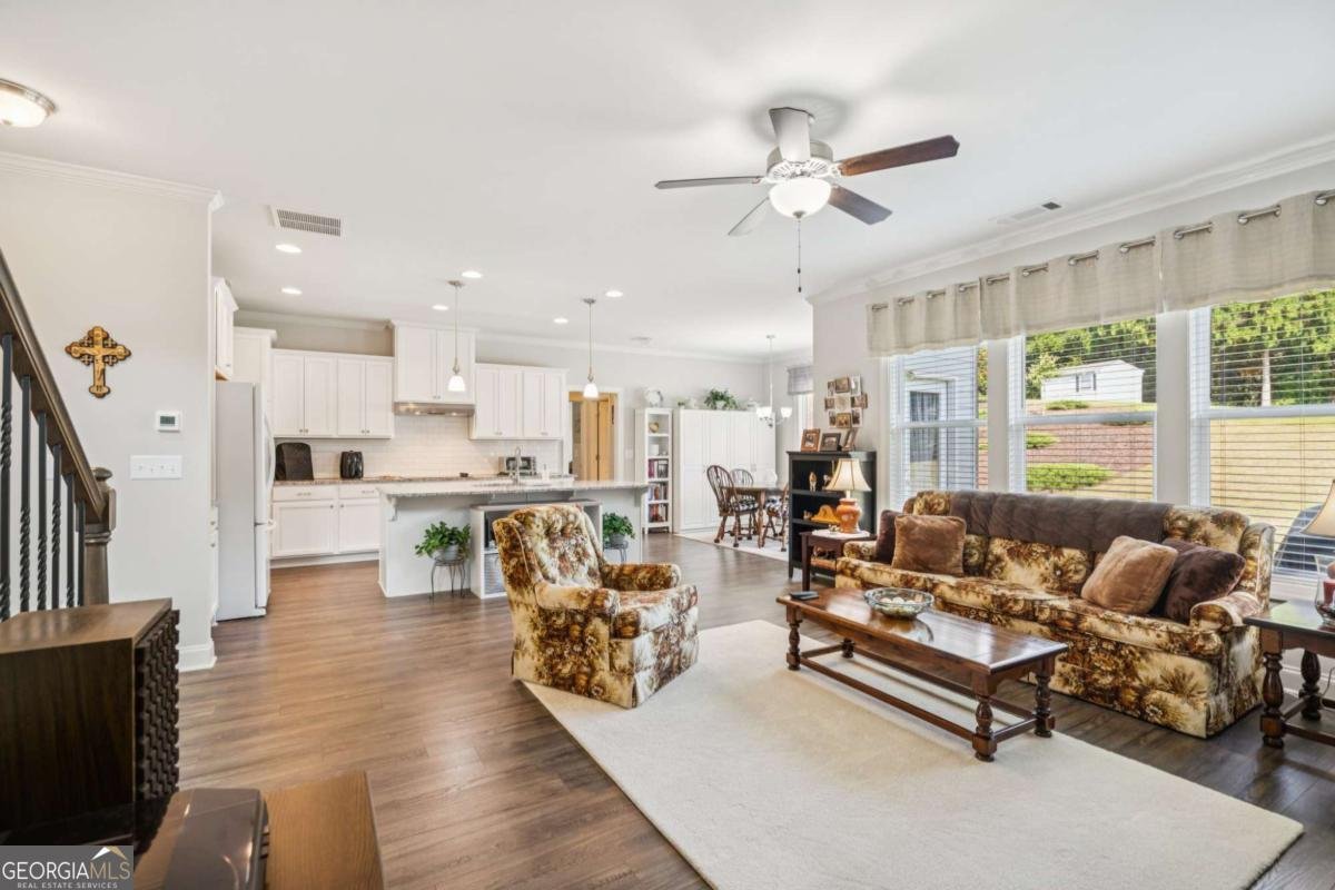 4745 Shady Lake Circle Gainesville - Photo 9