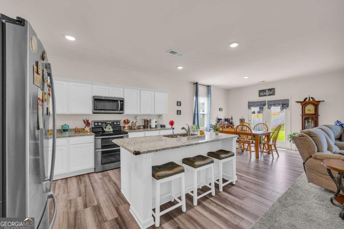 135 Ingle Drive Monroe - Photo 8