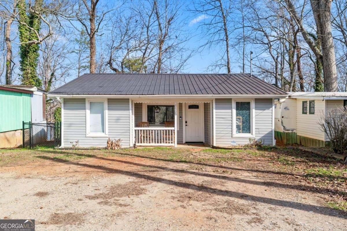 5523 Mount Shores Circle Gainesville - Photo 1