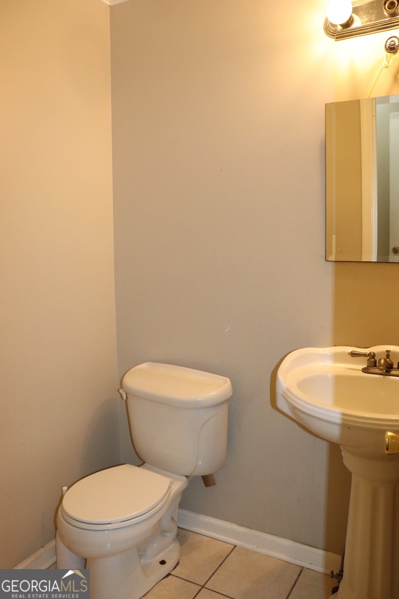 932 Granite Springs Lane Stone Mountain - Photo 16