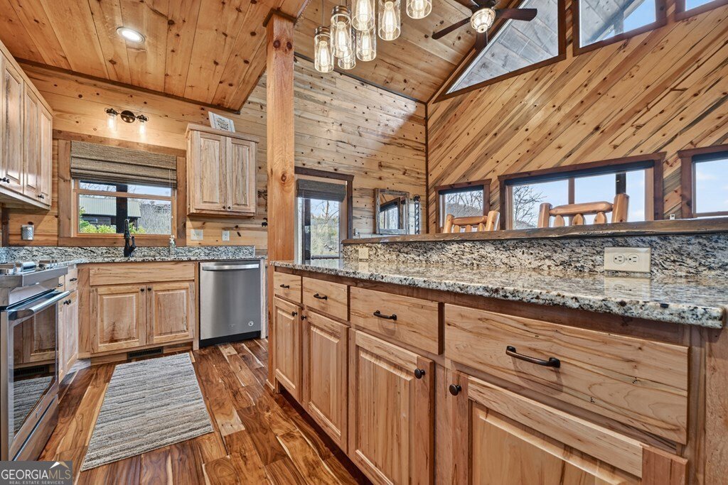 467 Deer Crest Road Blue Ridge - Photo 17