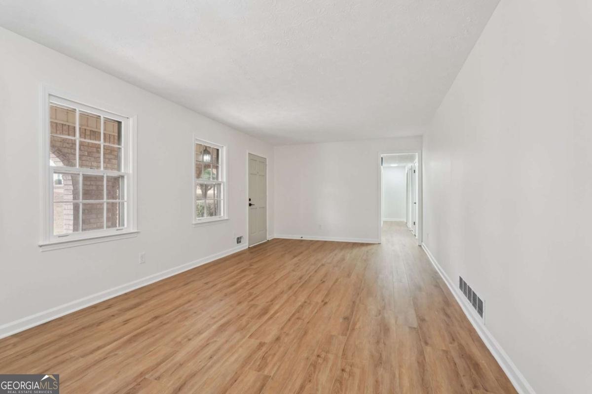 2576 Ashworth Lake Road Snellville - Photo 10