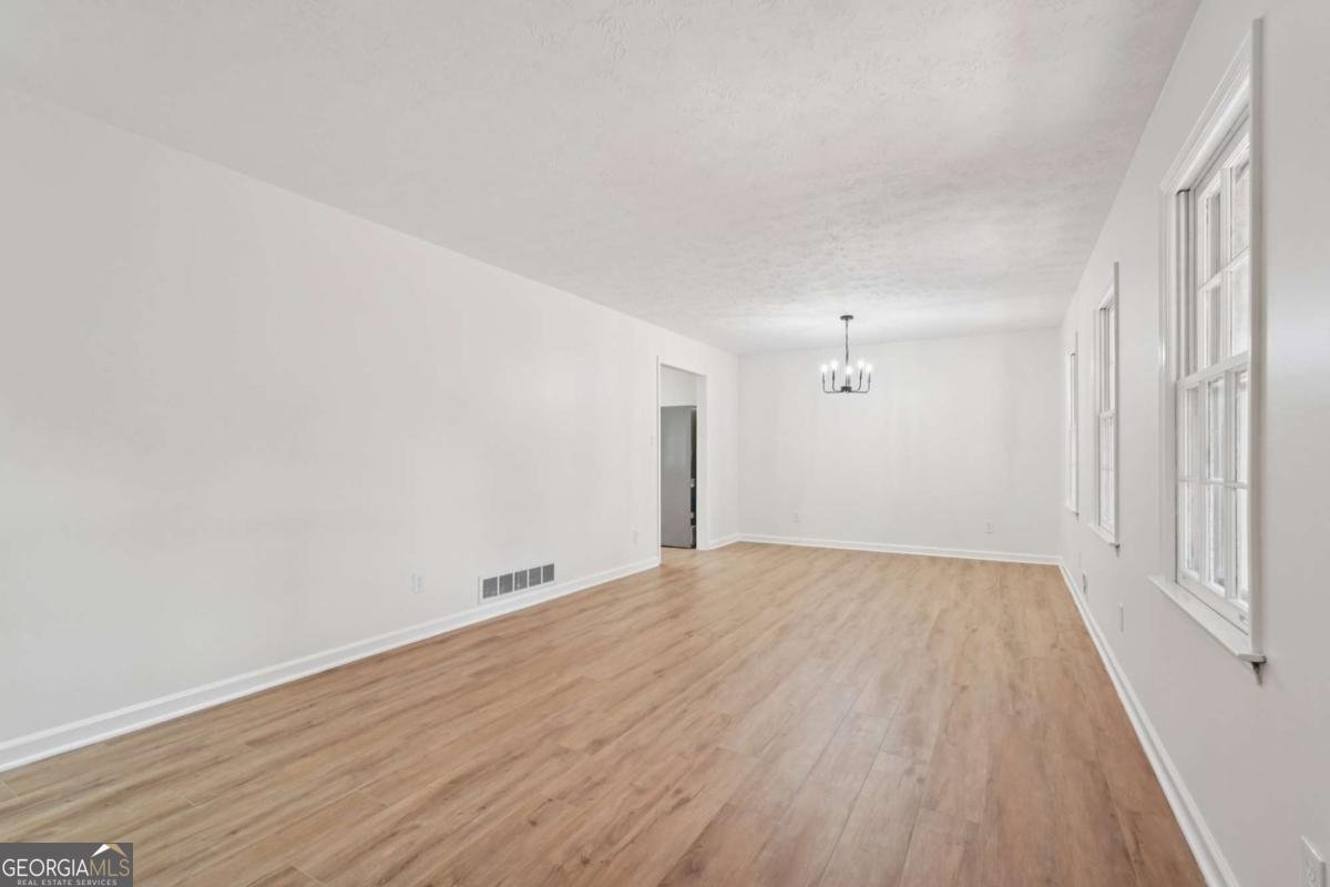 2576 Ashworth Lake Road Snellville - Photo 6