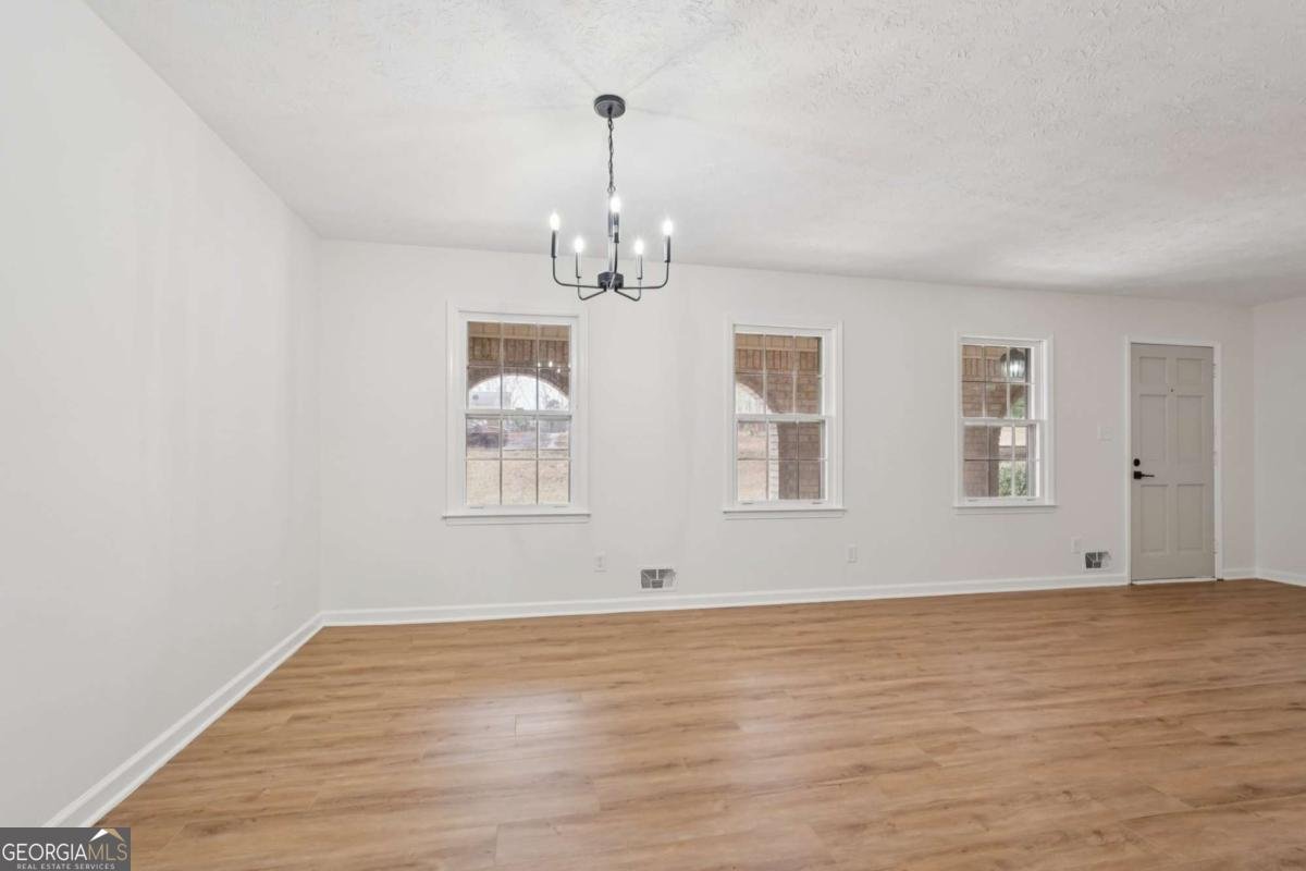 2576 Ashworth Lake Road Snellville - Photo 9