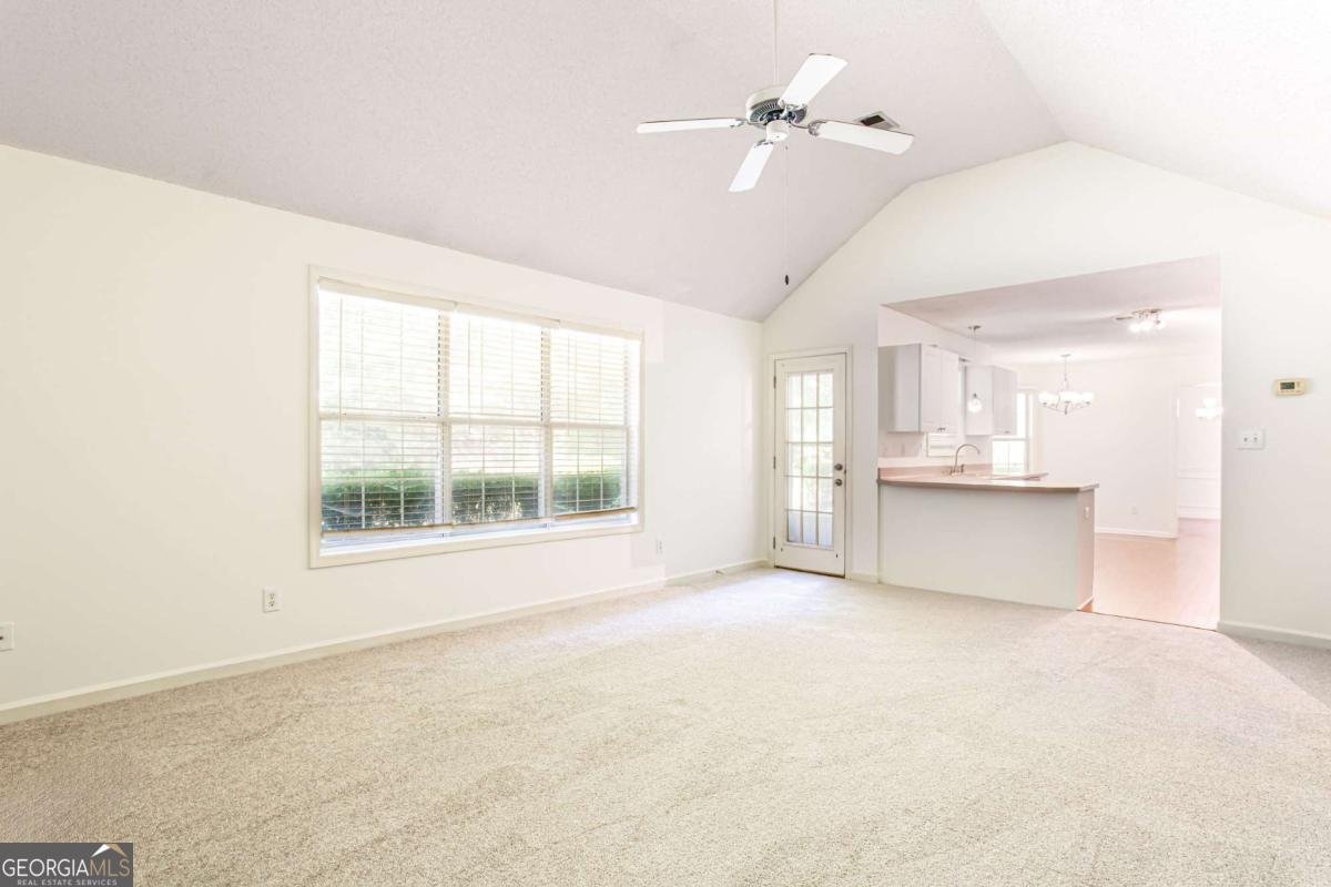 5724 Wandering Vine Trail Mableton - Photo 12