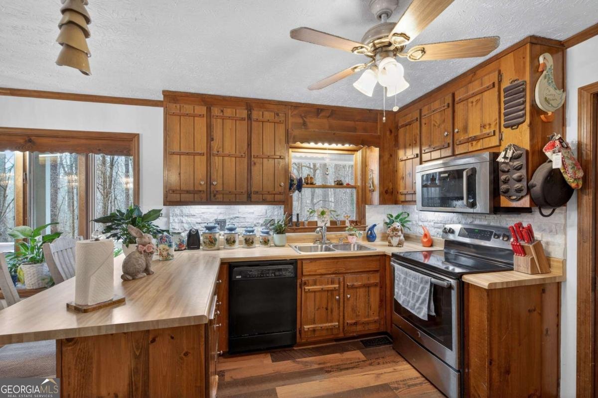 645 Davis Road Hiram - Photo 12