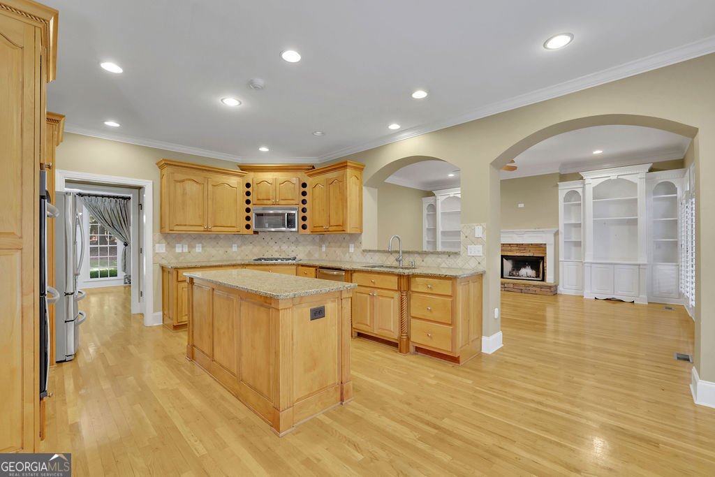 778 Arnold Mill Road Woodstock - Photo 7