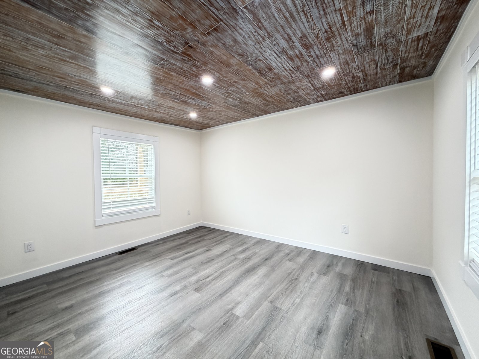 682 Lakeside Circle Cornelia - Photo 16