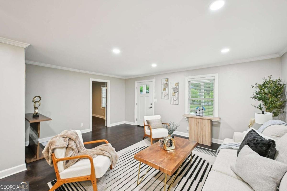 376 Pine Street Marietta - Photo 6