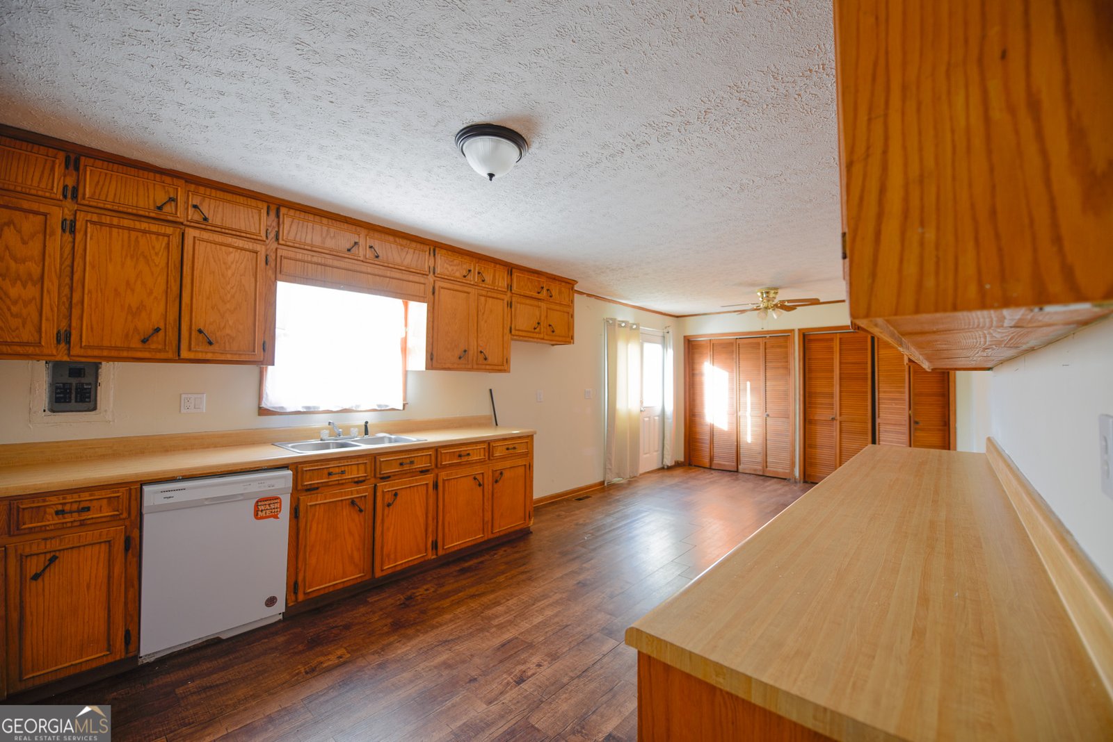 194 Boulevard Street Cleveland - Photo 14