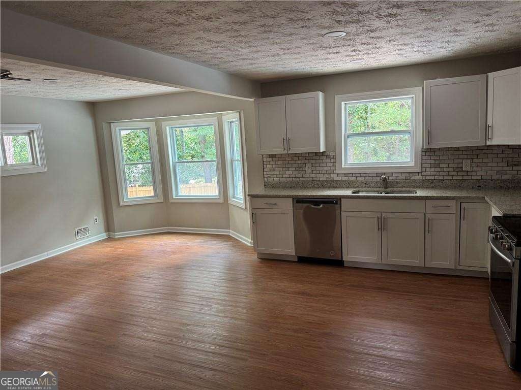 1516 Chase Court Riverdale - Photo 10