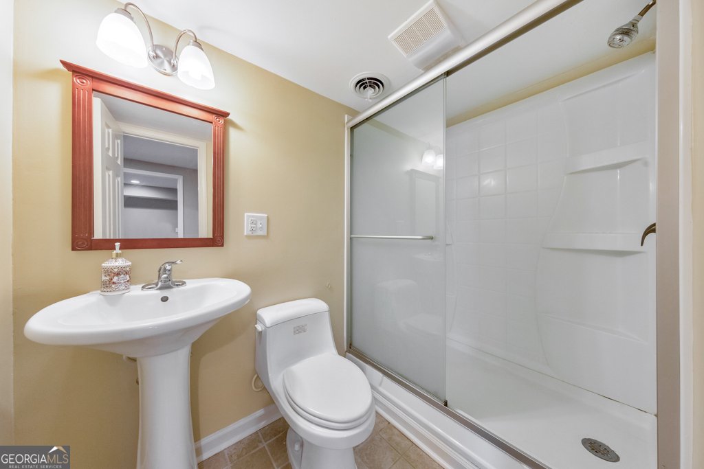 1873 Regents Park Court Marietta - Photo 43