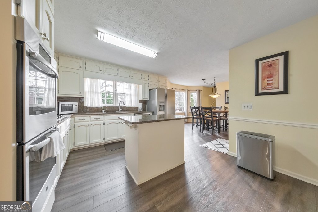 1873 Regents Park Court Marietta - Photo 9