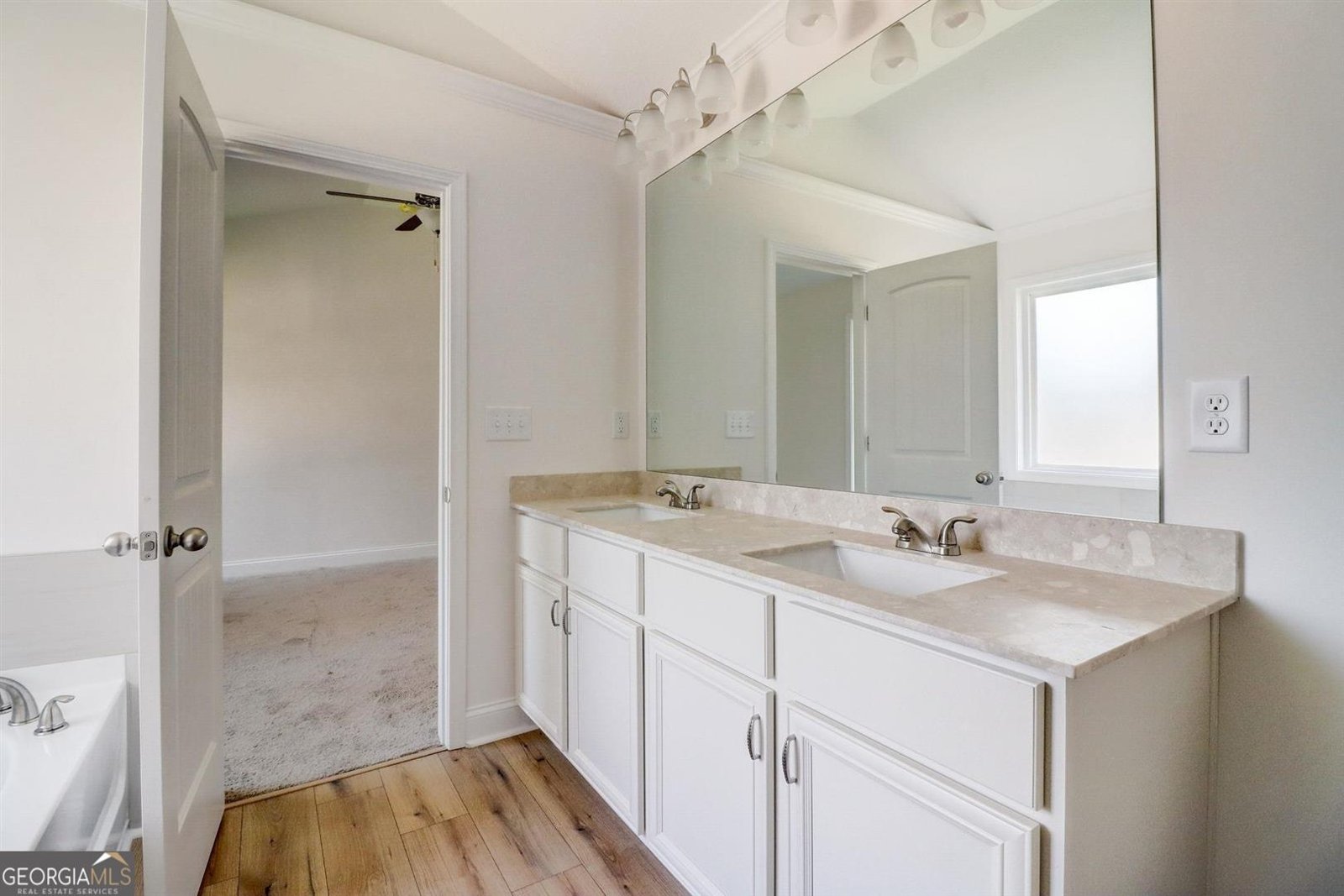 215 Eryn Terrace Covington - Photo 32