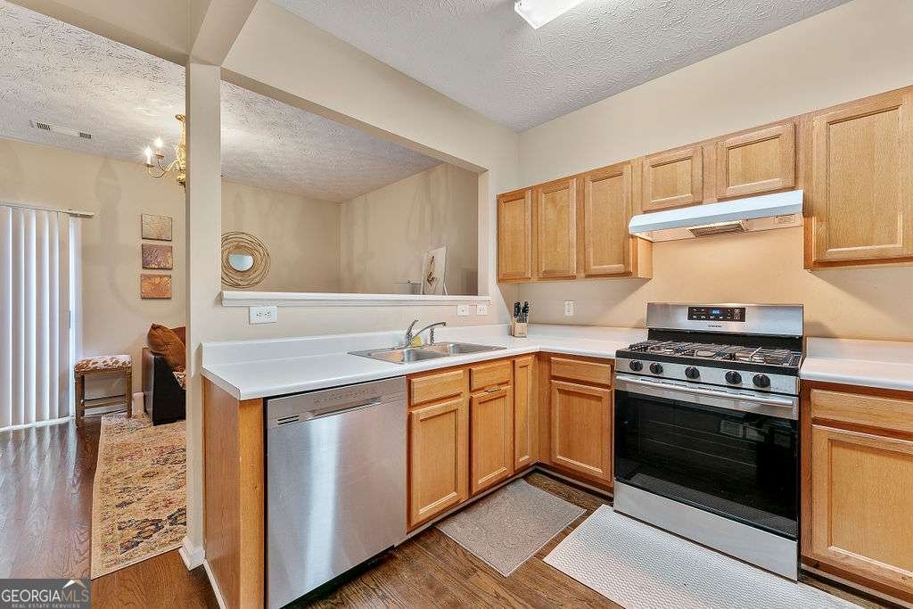 1343 Penhurst Drive Lawrenceville - Photo 6