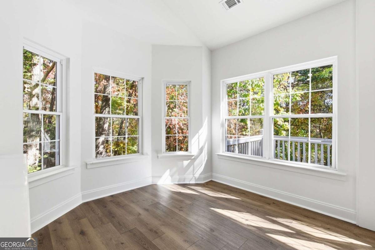 622 Spring Crest Road Cleveland - Photo 12