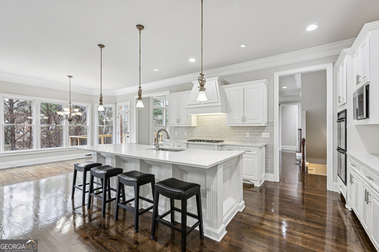 1609 Heathrow Drive Cumming - Photo 3