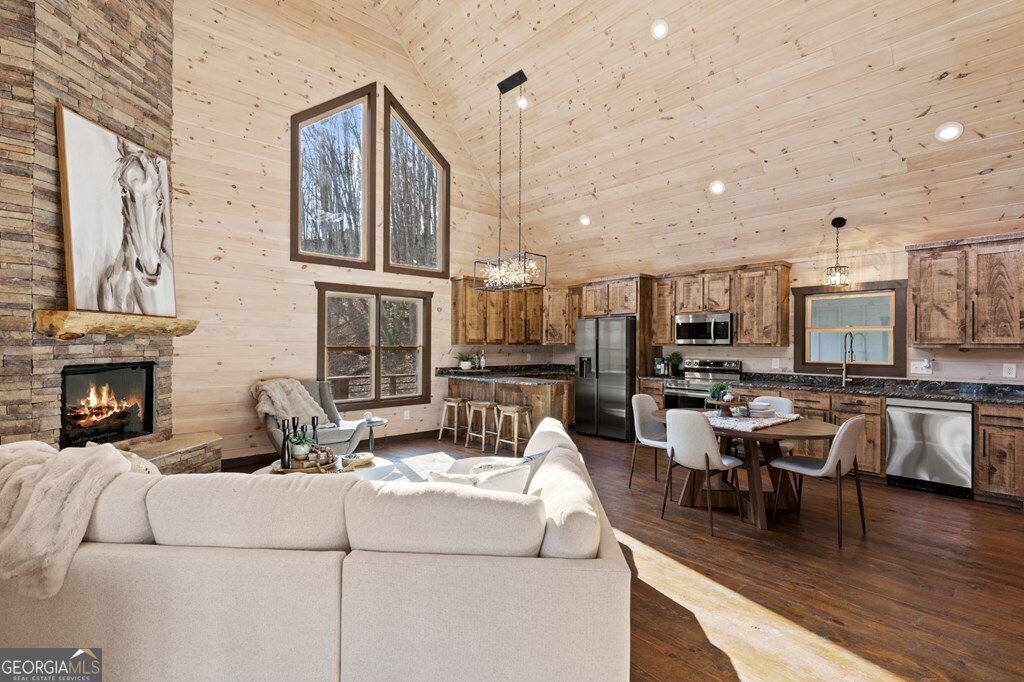 1264 Sunrock Mountain Road Blue Ridge - Photo 9