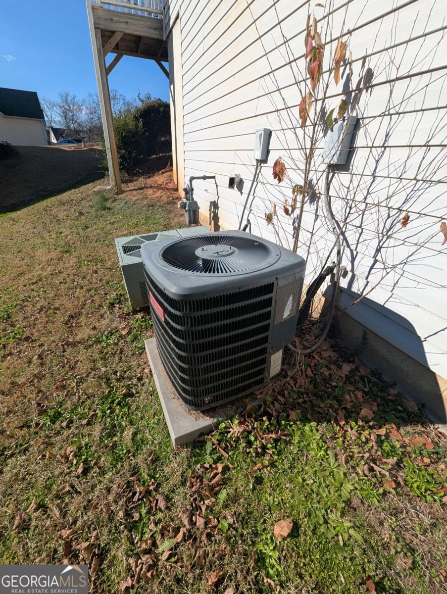 10581 Sourwood Court Jonesboro - Photo 38