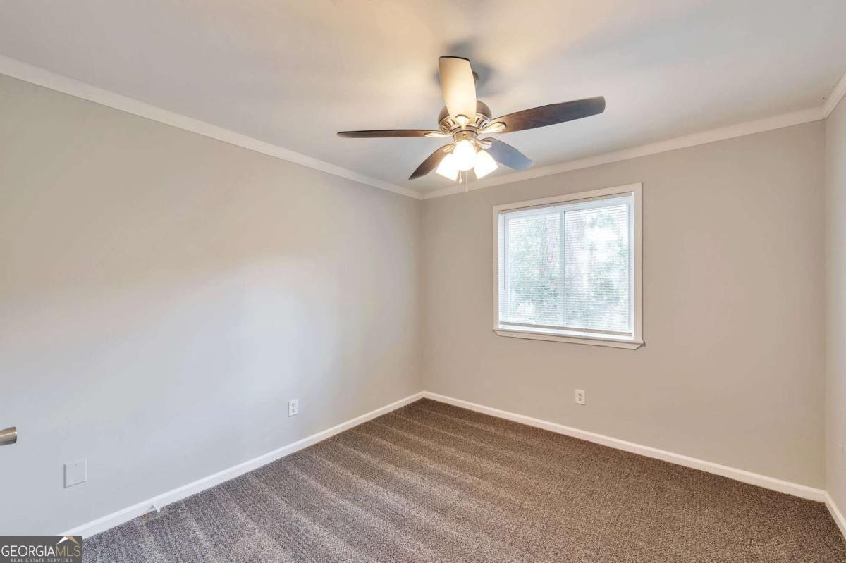 1012 Mainstreet Lake Drive Stone Mountain - Photo 17