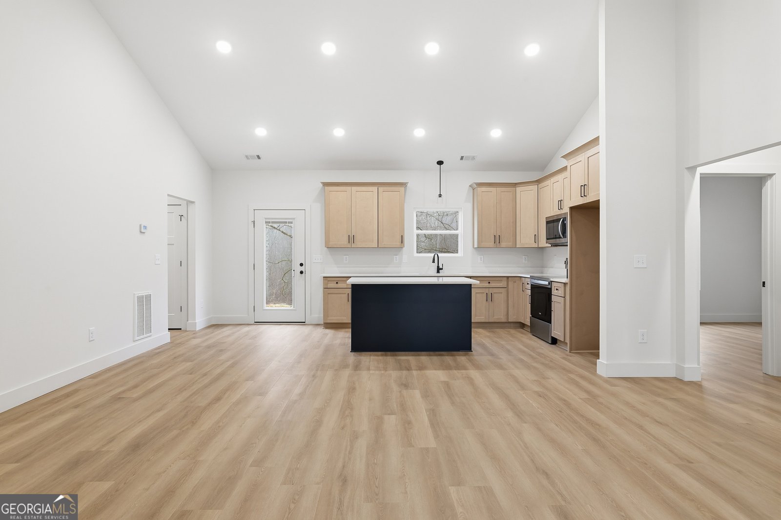 146 James Road Clarkesville - Photo 6