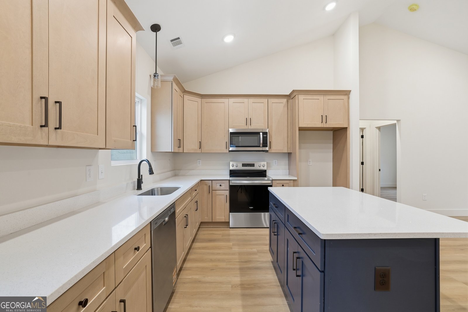 146 James Road Clarkesville - Photo 7