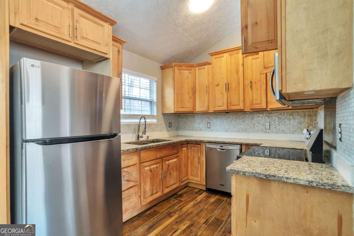 5918 Crescent Ridge Court Lithonia - Photo 6