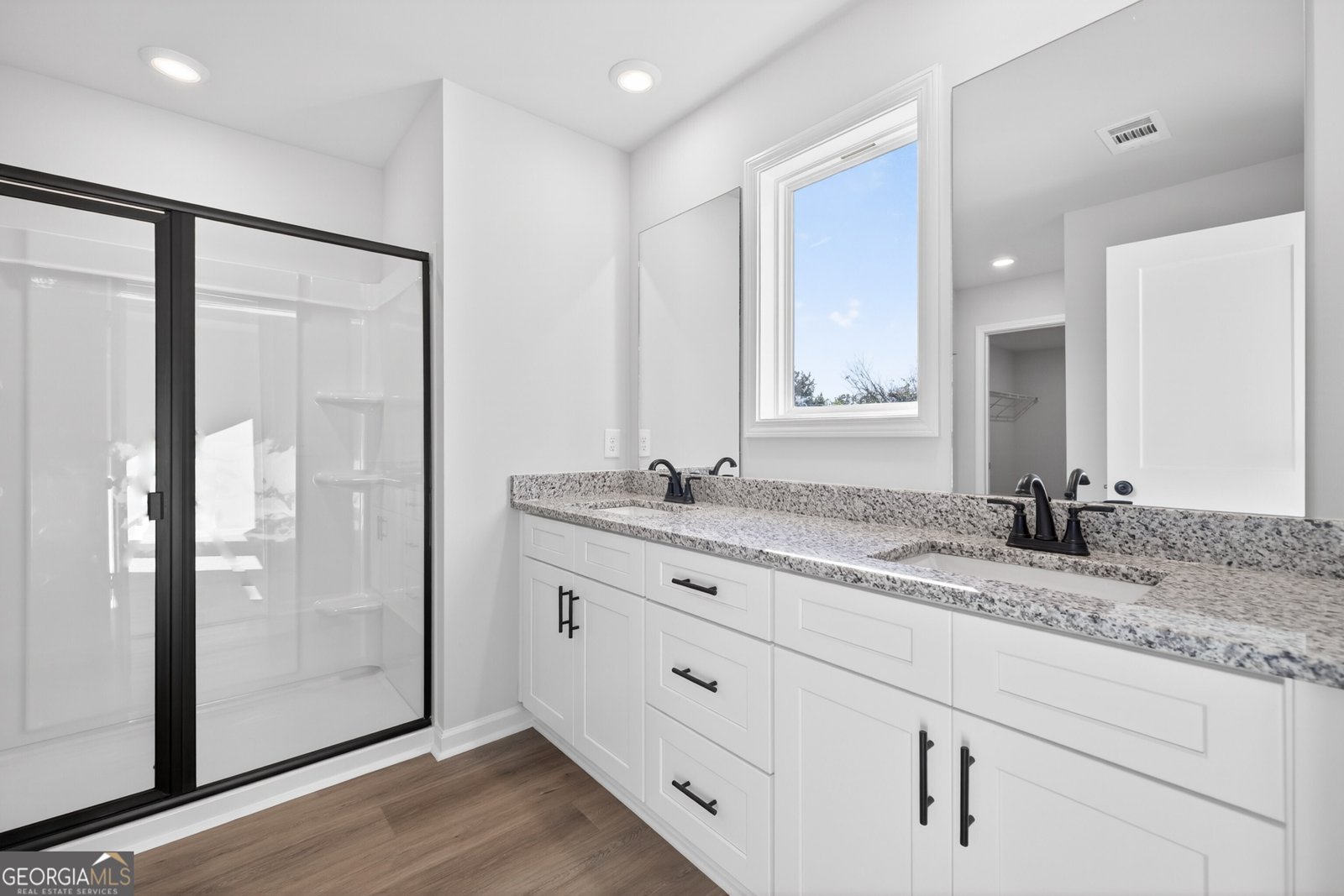 594 Madison Street Commerce - Photo 22