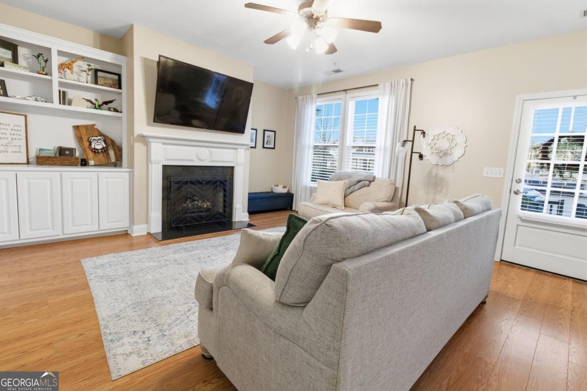 203 River Green Avenue Canton - Photo 6