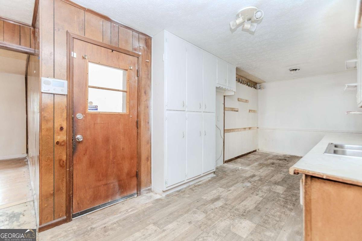 61 Hidden Court Mableton - Photo 8