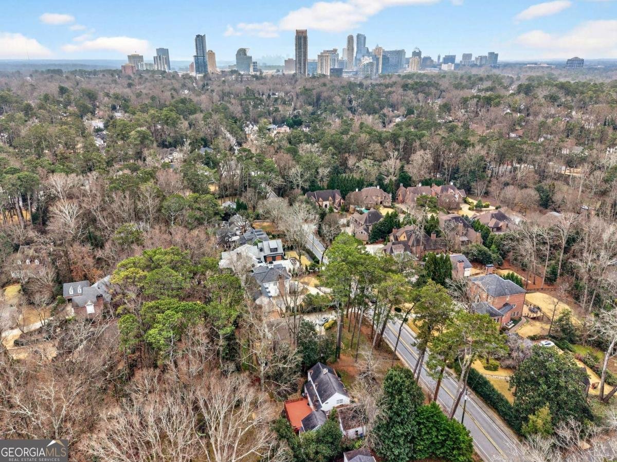 4105 Peachtree Dunwwoody Road Atlanta - Photo 39