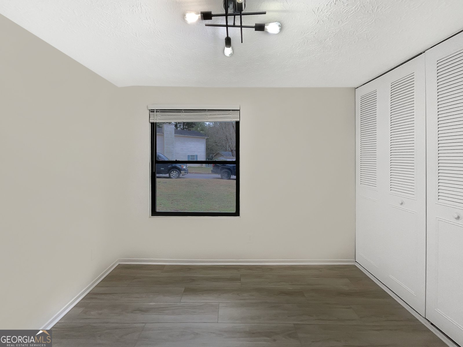 4922 Glenside Court Stone Mountain - Photo 11