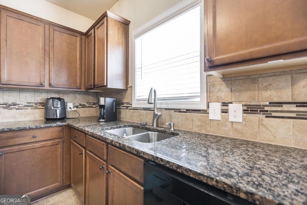 100 Meadows Walk Drive Byron - Photo 11