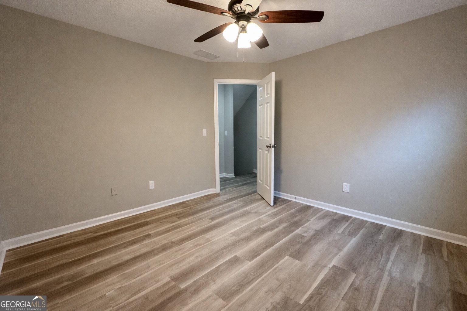 716 WILKES Drive Loganville - Photo 24